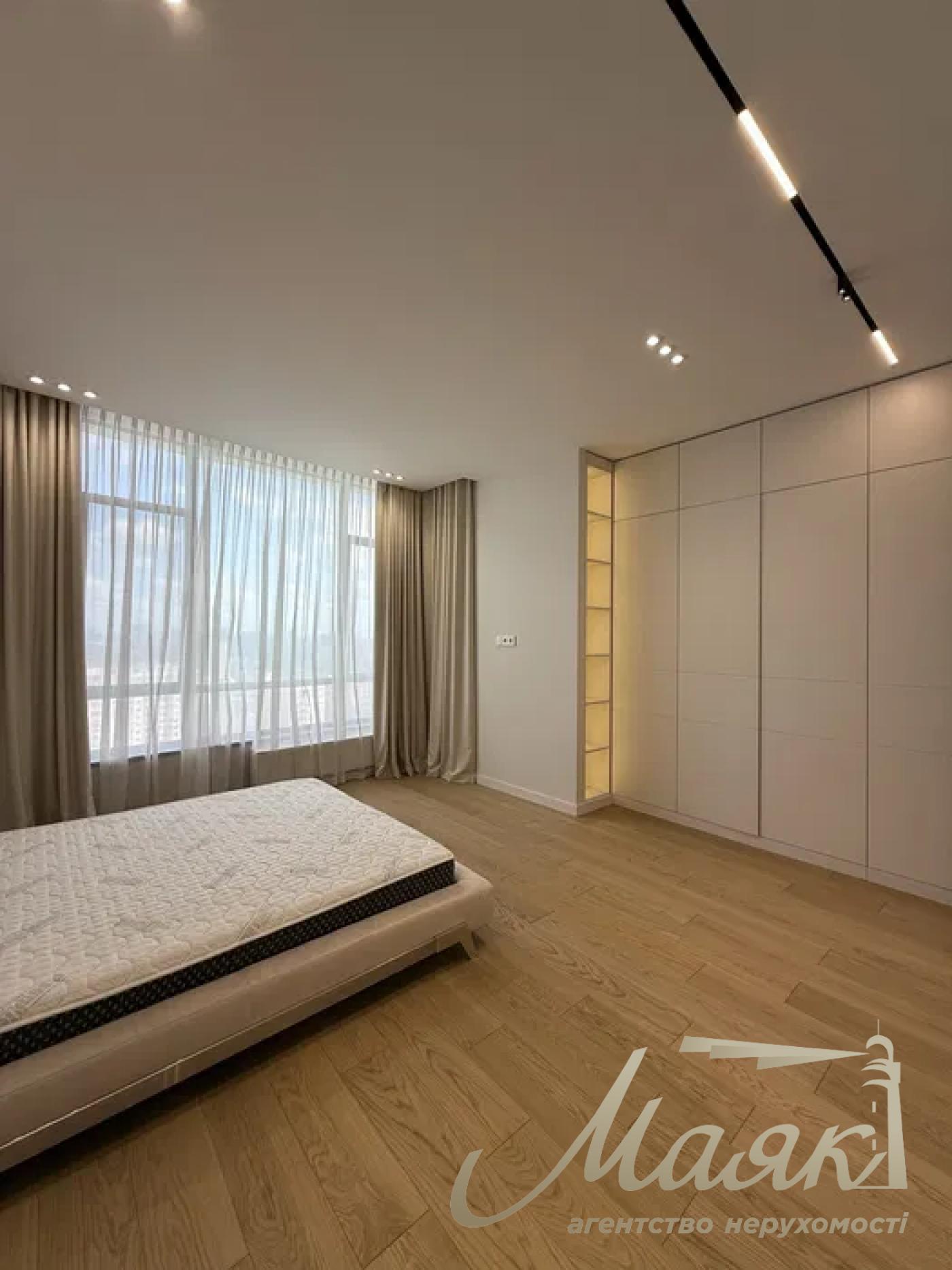 Rent 3-room apartment in Park Avenue VIP Residential Complex