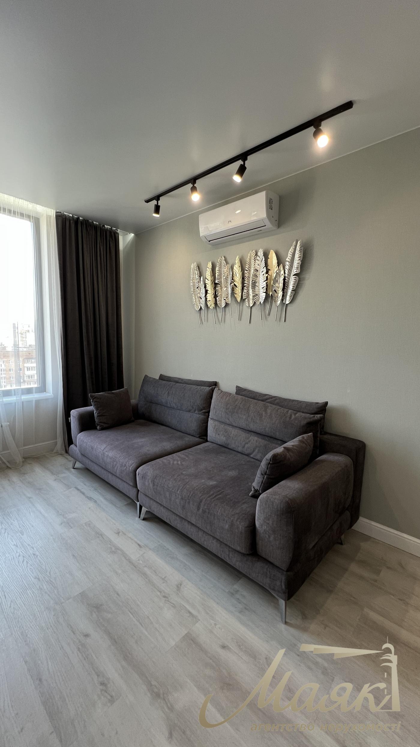 Rent 3k apartment 85m2 in elite residential complex Tetris Hall