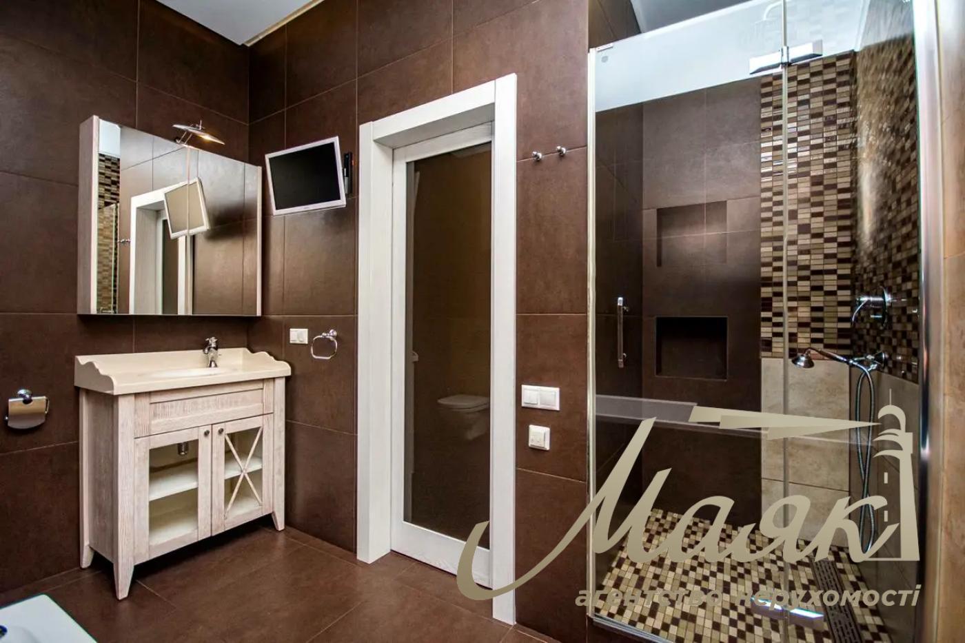 Продаж квартири 80м2 в ЖК Новопечерські Липки, вул. Верхогляда (Драгомирова), 16, Печерський район