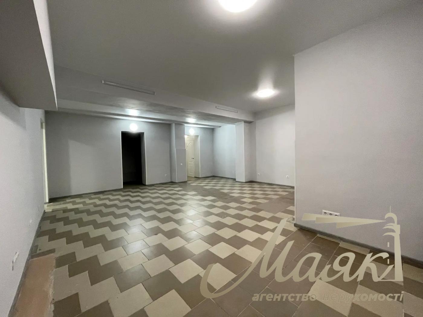 Аренда фасадного помещения 80 м.кв, Святошинский р-н