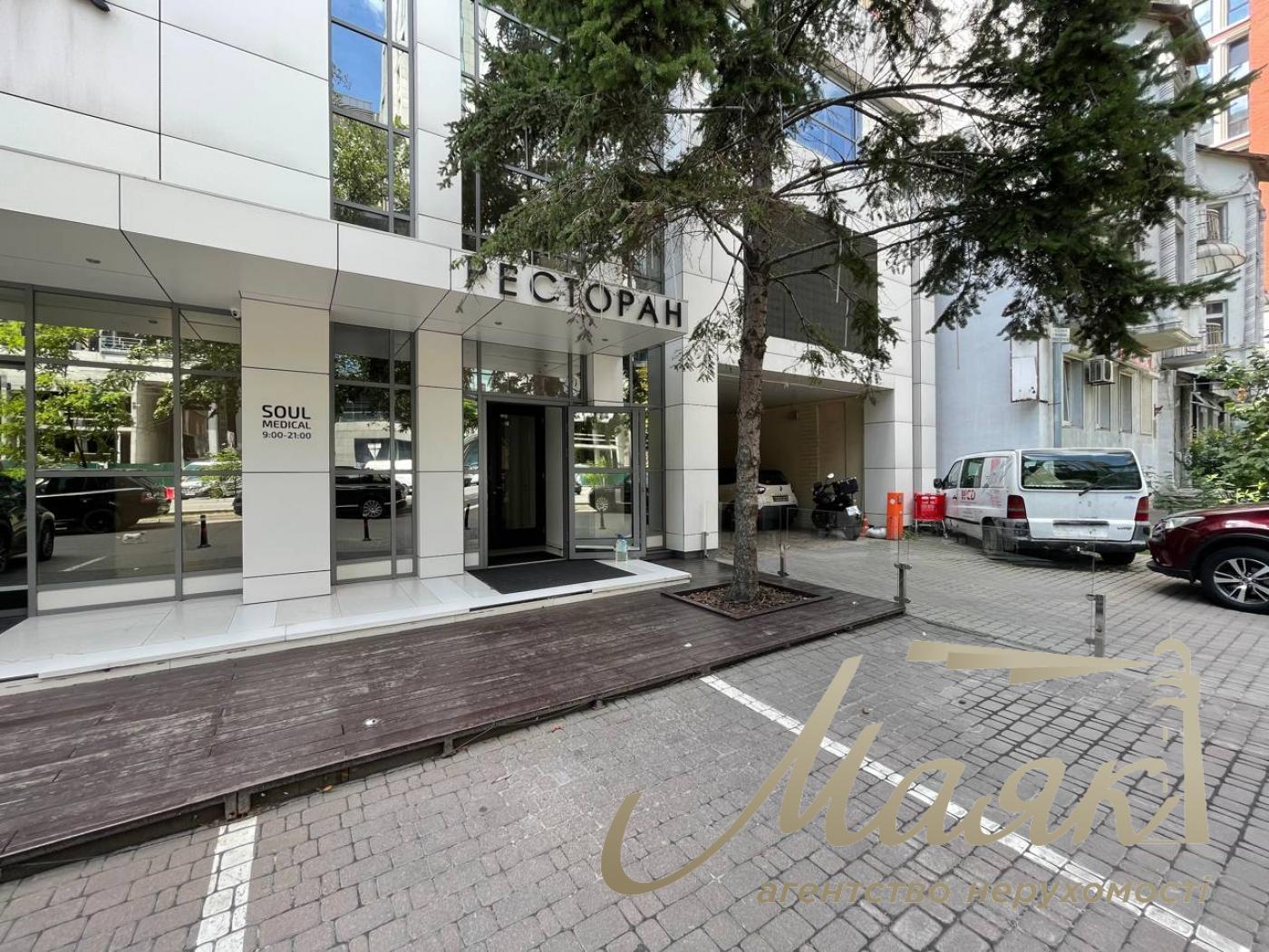 Оренда приміщення під кафе або ресторан 100м2 у центрі, вул. Антоновича