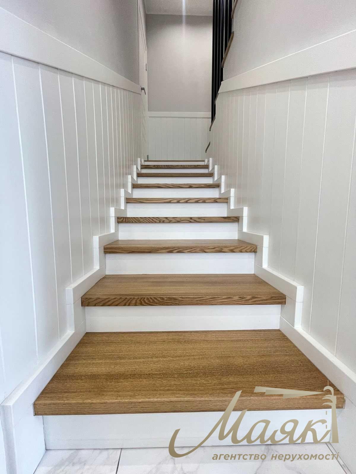 Продаж дуплексу з ремонтом 163 кв.м. село Гатне, Київська обл.