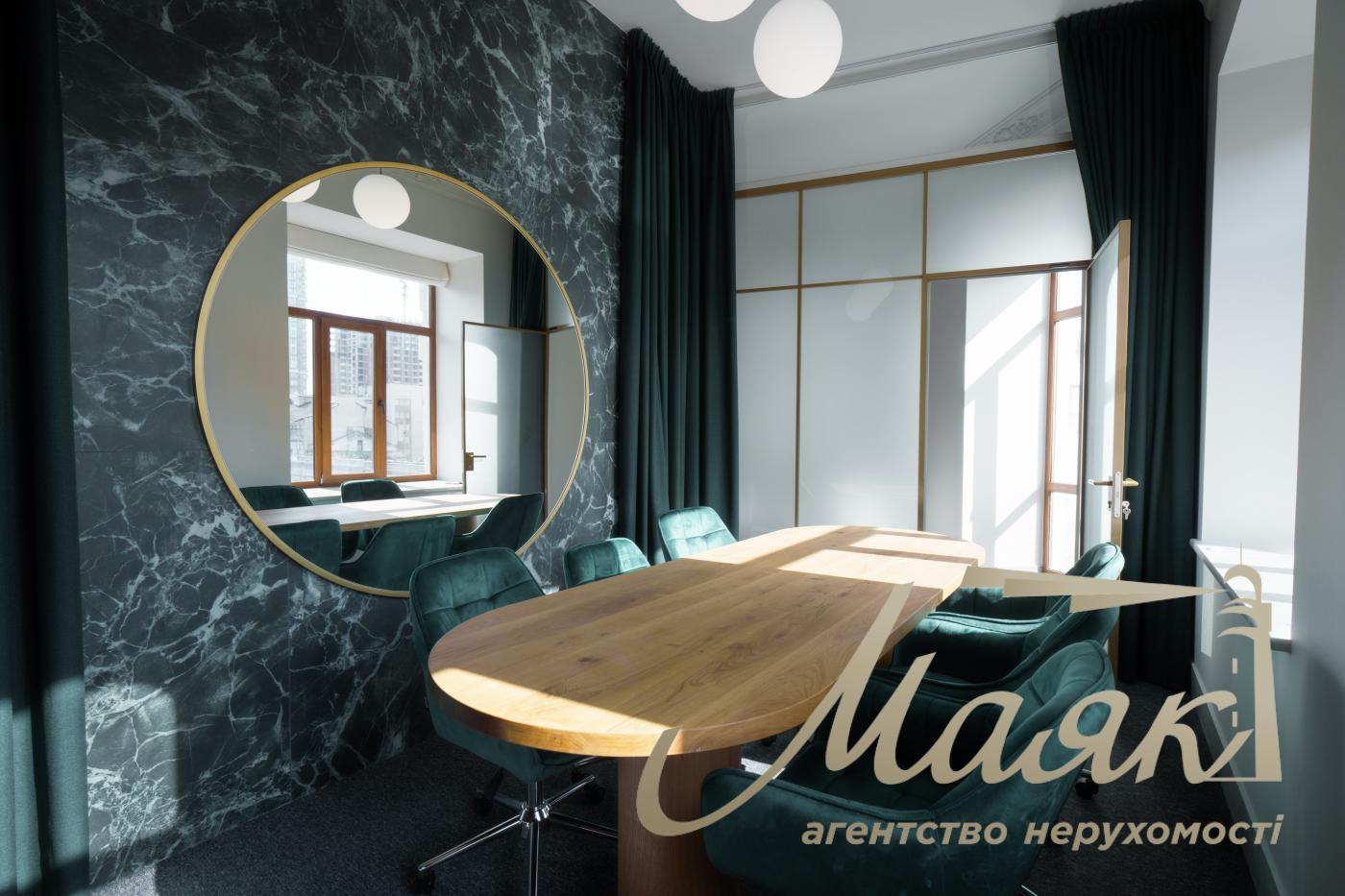 Office for sale in the Center, Bolshaya Vasilkovskaya St.