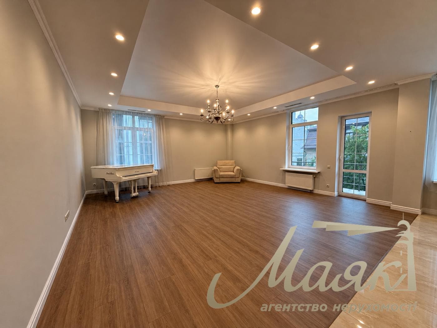 Оренда 3-кімнатної квартири з ремонтом, 150 м³, у клубному будинку Botanic House (Ботанік Хаус), Печерськ, Болсуновська, 23