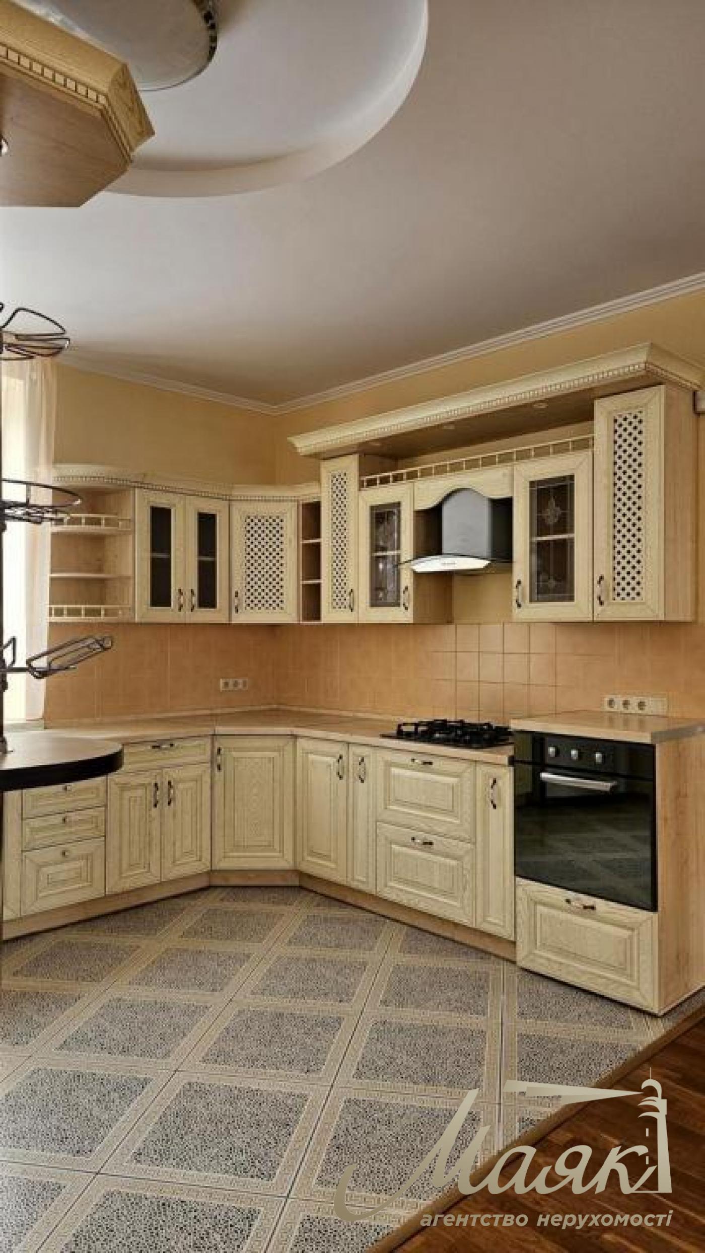 Продаж 2-поверхового будинку 220м2 з ремонтом і меблями в Гатному