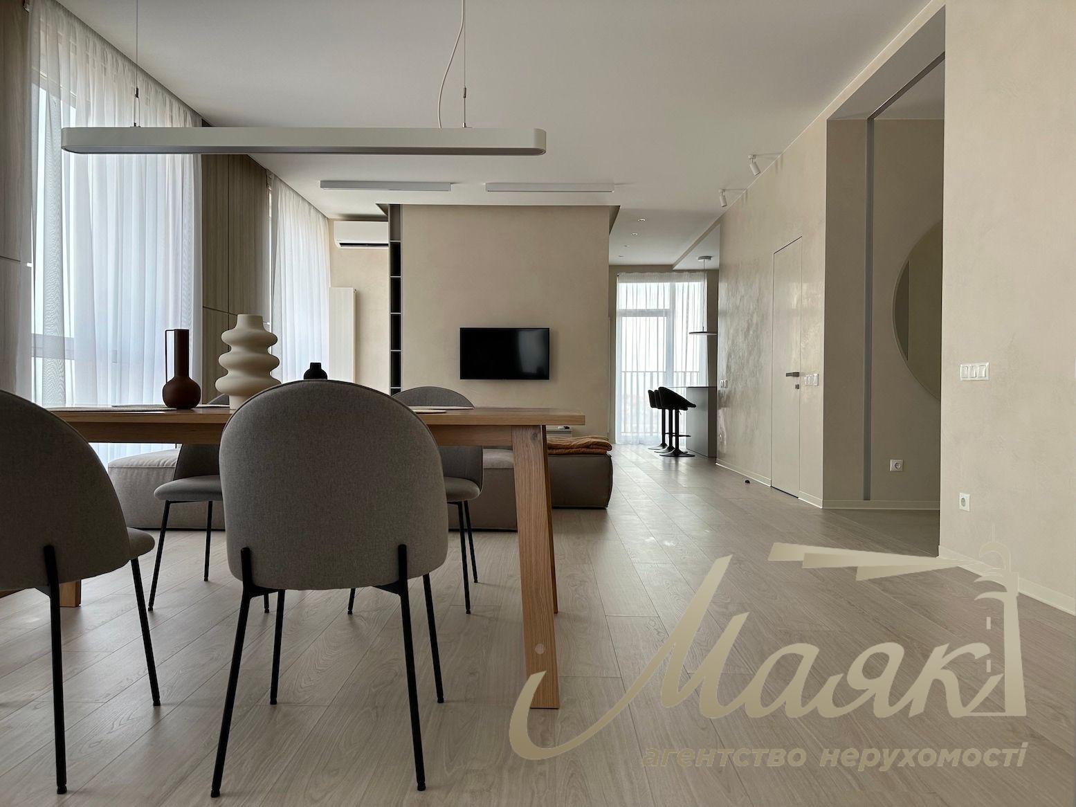 Rent 4-bedroom apartment in Residential Complex Yaroslav Grad