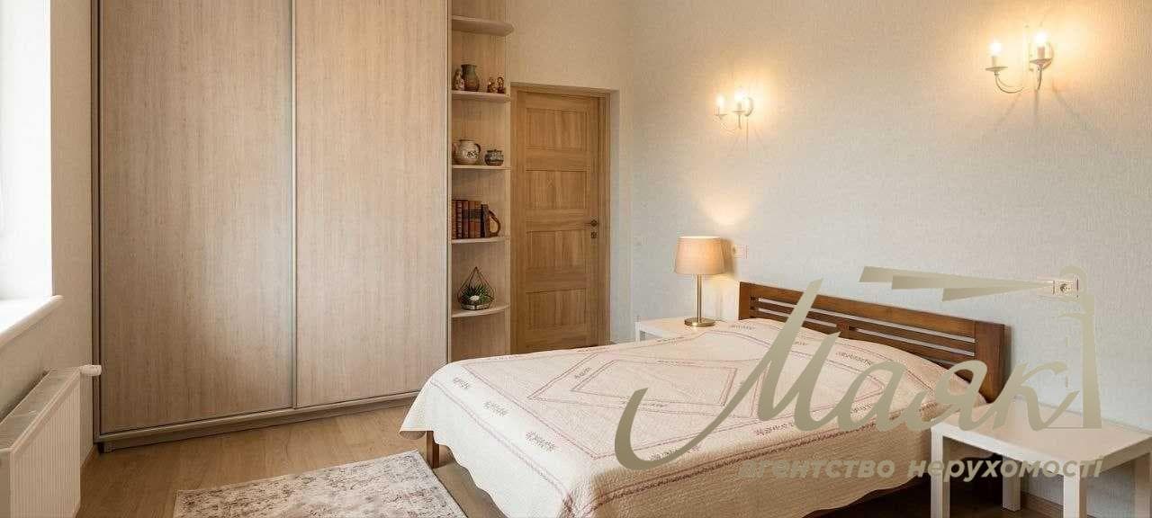Продаж сучасного еко-будинку площею 120 м² у Віті-Поштовій, 8 соток, Київсько-Святошинський напрямок