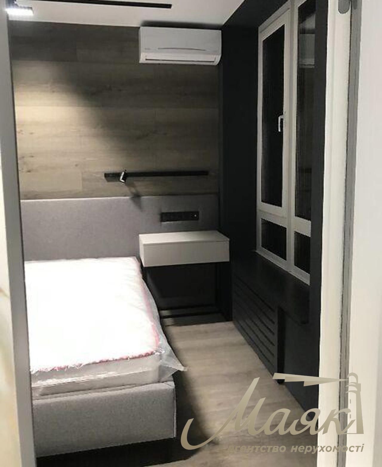 Продаж 2-кімнатної квартири Зарічна 4 ЖК Славутич