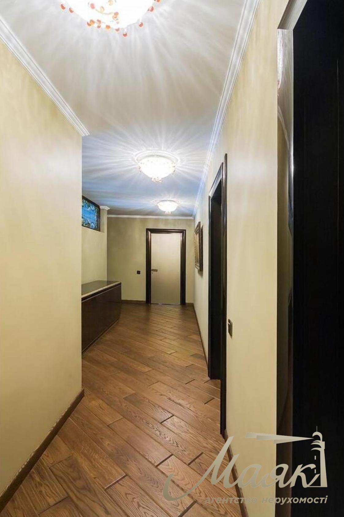 Продаж 3х кімн. квартири 195 м2 в ЖК Липська вежа, вул. Інститутська 18а