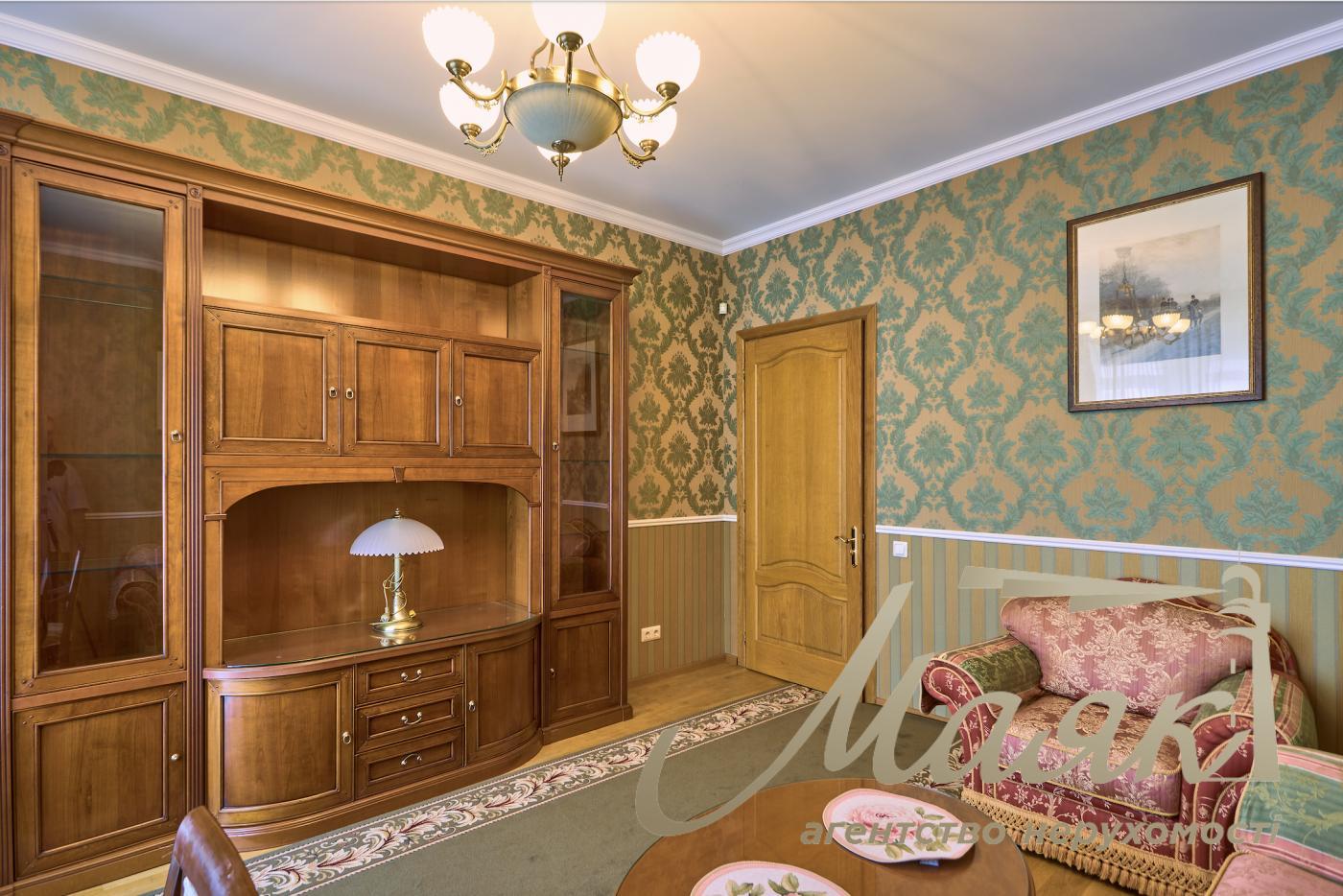 Rent 3-room apartment 142m2 on the street. Kudryavskoy, 13-19, Shevchenkovsky district, Kyiv