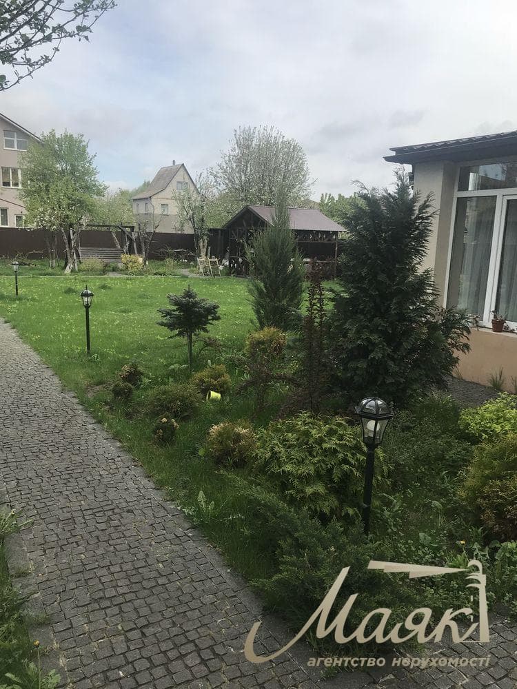 Оренда авторського будинку площею 400 м² з більярдною, зимовим садом та гаражем на 2 автомобілі в с. Підгорці, Обухівський напрямок, Київська область