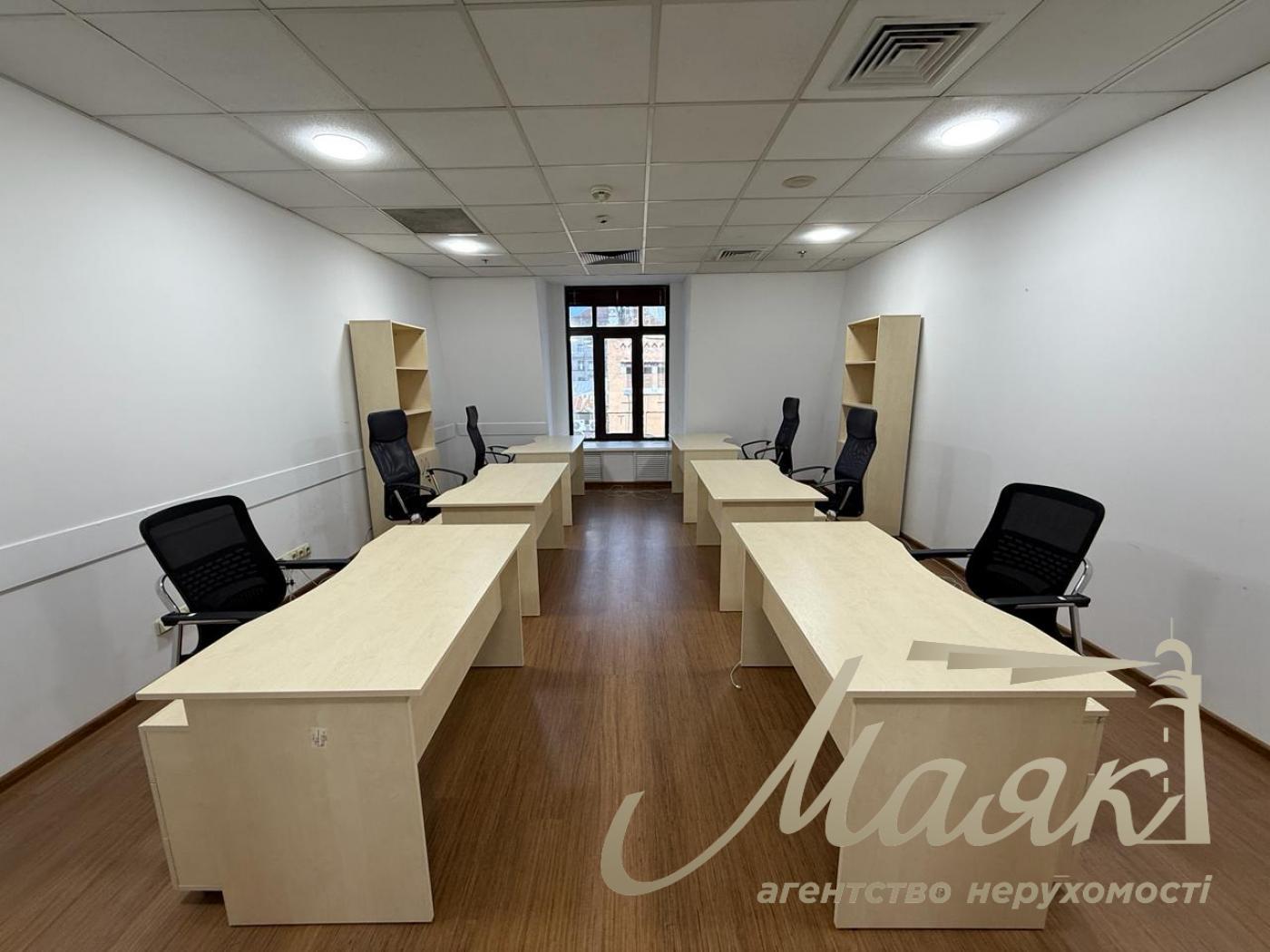 Аренда офиса 223 м²  ул. Большая Васильковская, Киев