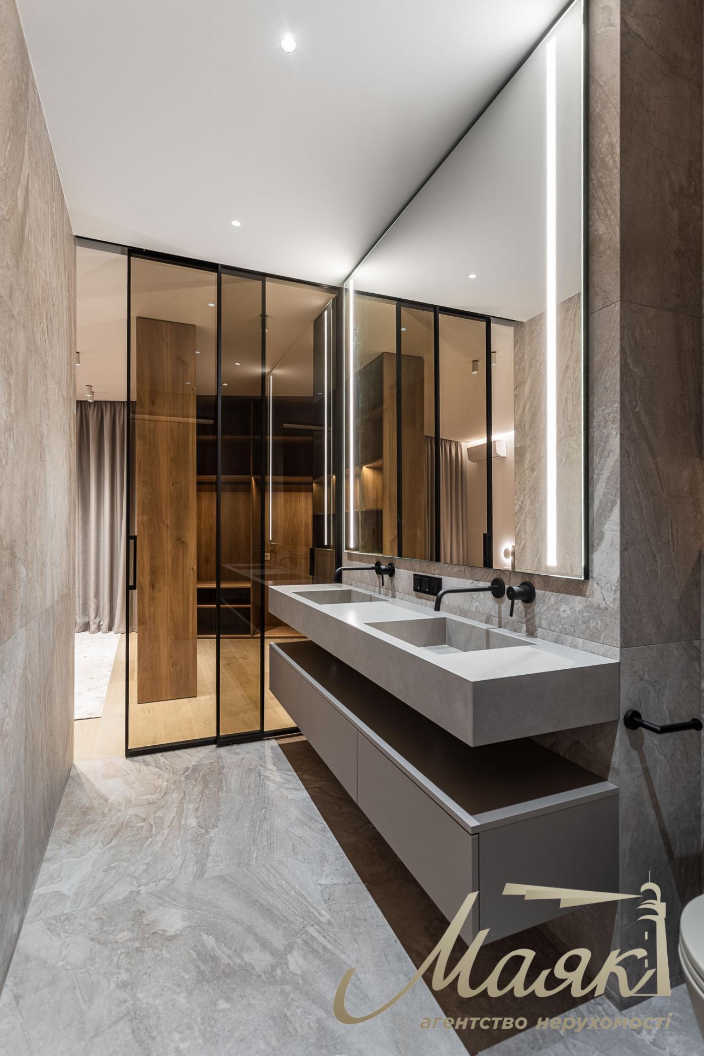 Продаж 4-кімнатної квартири ЖК Новопечерські Липки вул. Верхогляда (Верхогляда)