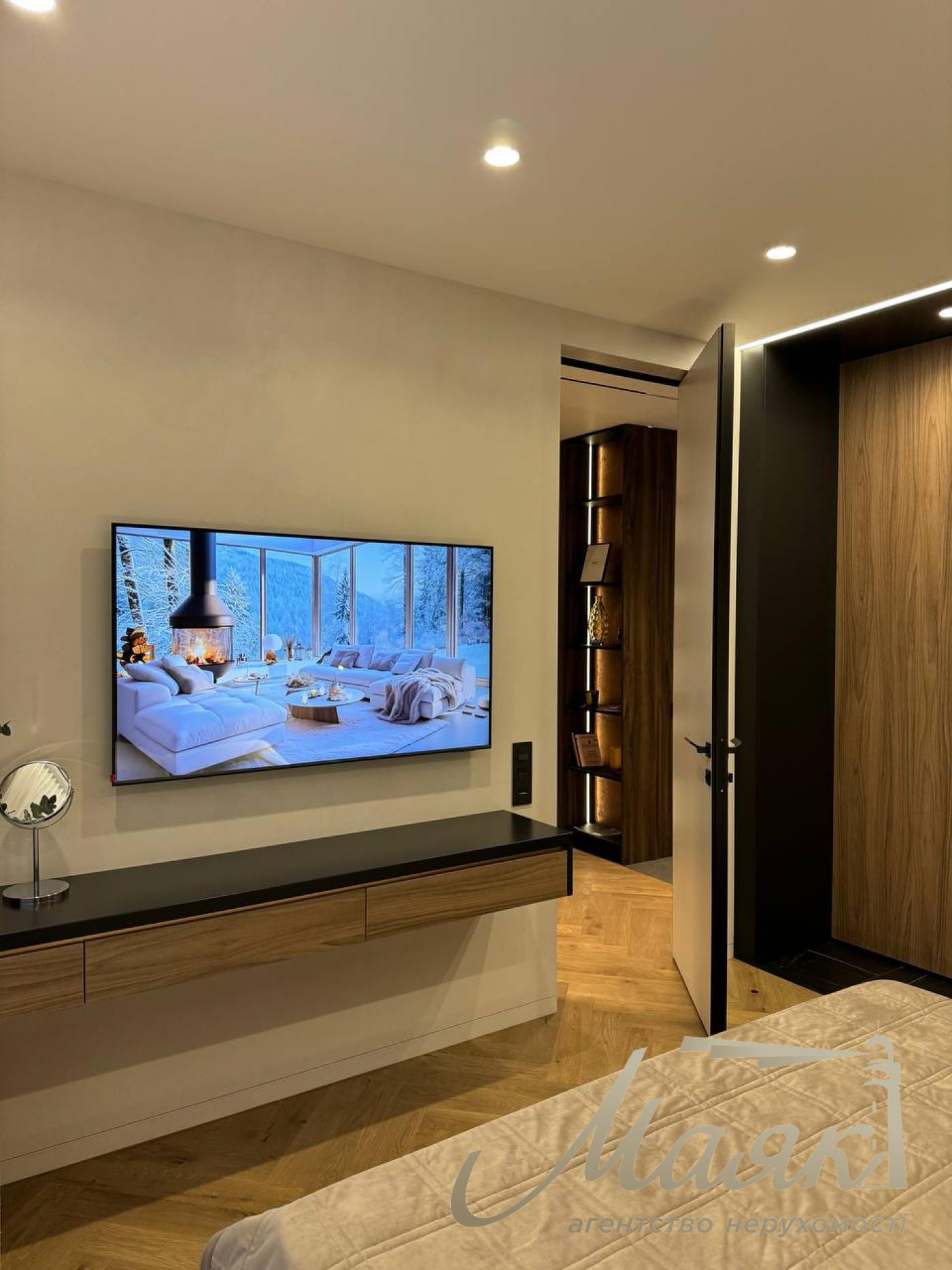 Продаж 2 кімнатної квартири, 80м2, Французький квартал 2, вул. Джона Маккейна.