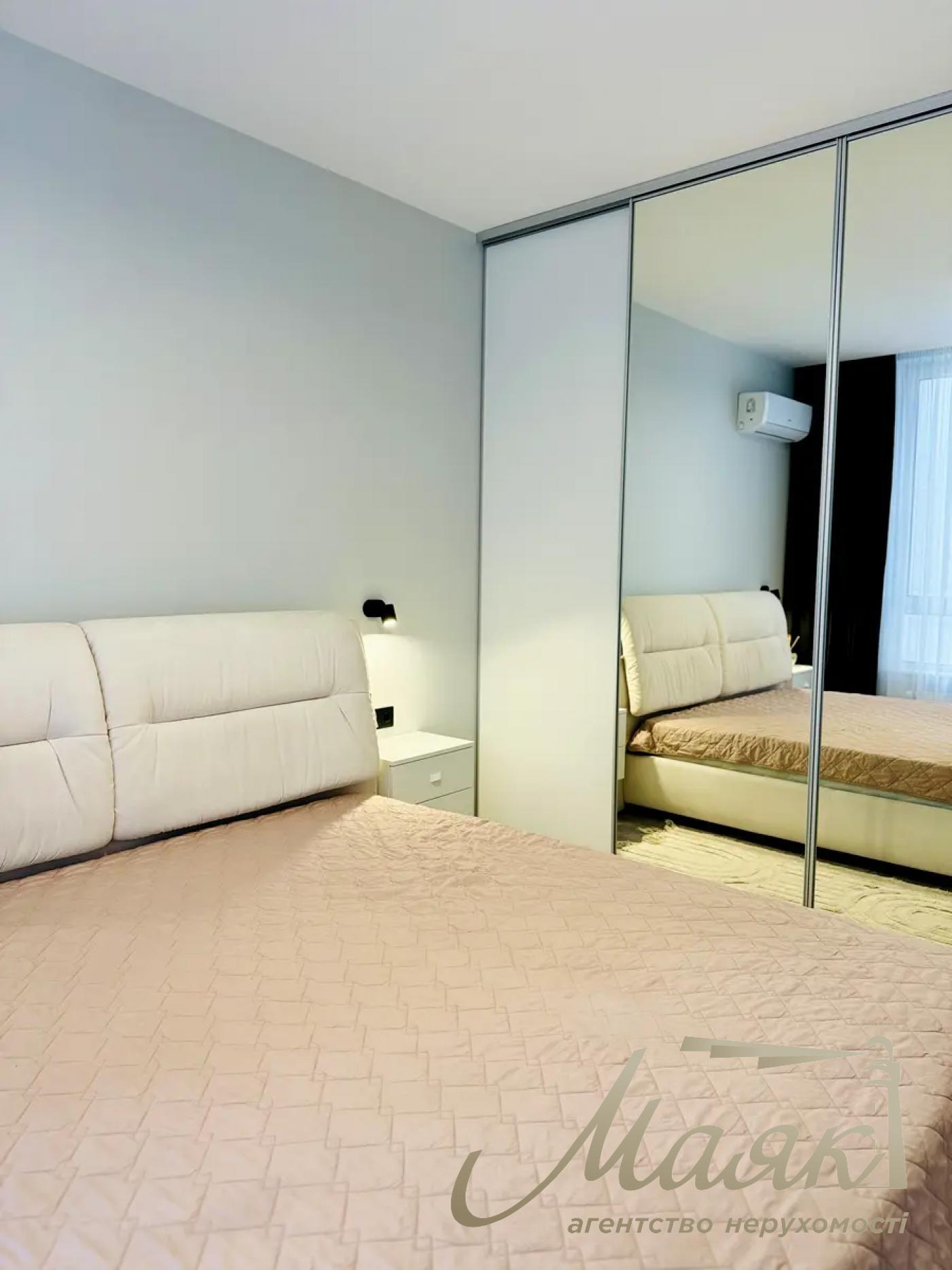 Оренда 1-кімнатної квартири 55м2 ЖК Новопечерська Вежа Михайла Бойчука Звіринець Печерськ