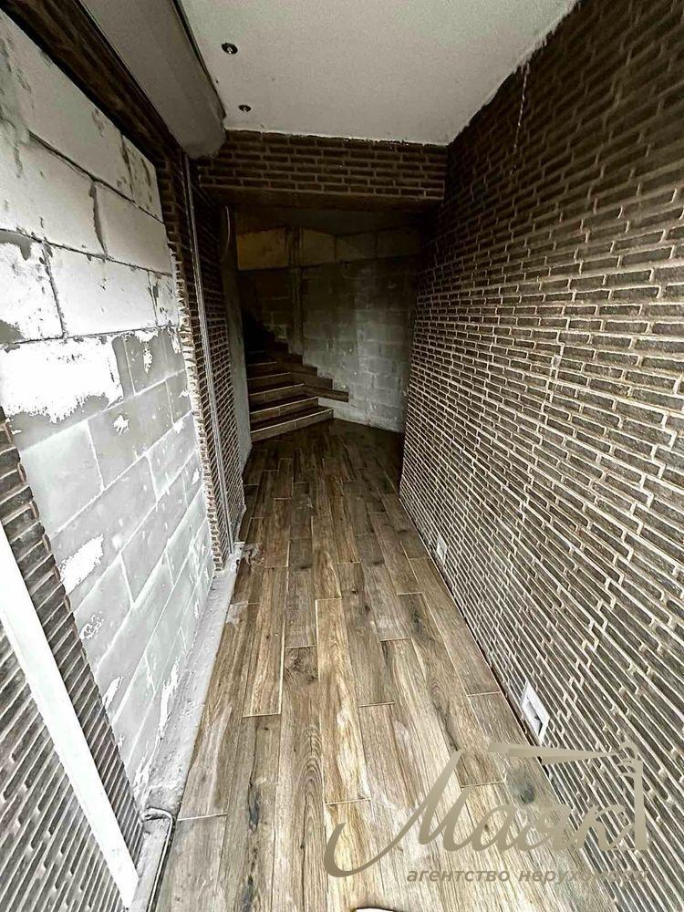 Rent a facade room 250 sq.m. in LCD Parkove Misto, on Vyshgorodskaya str.