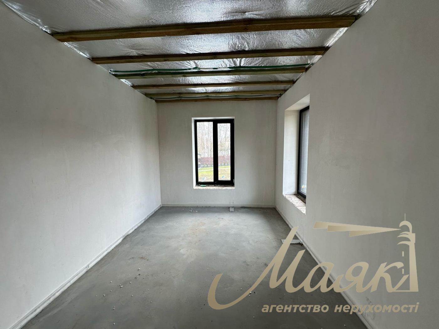 Продаж будинку в Ірпені, в закритому котеджному містечку Стоянка-2, з охороною і відеоспостереженням.