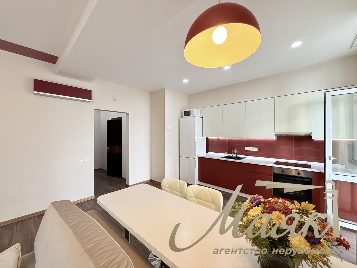 Rent 1-bedroom apartment 55 m² in LCD "Novopecherskie Lipki" str. Dragomirova, 20, 11th floor, Pechersk district, Kiev.