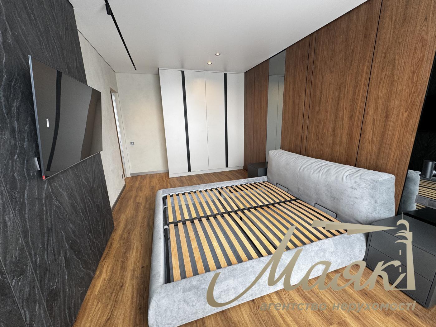 For sale 3-bedroom apartment in LCD Great