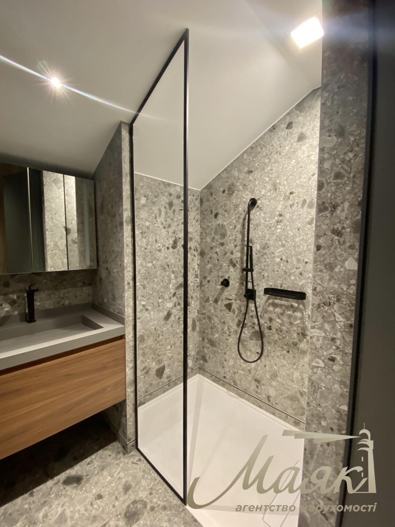 Продажа  апартаментов в историческом центре ул. Богомольца 278м2