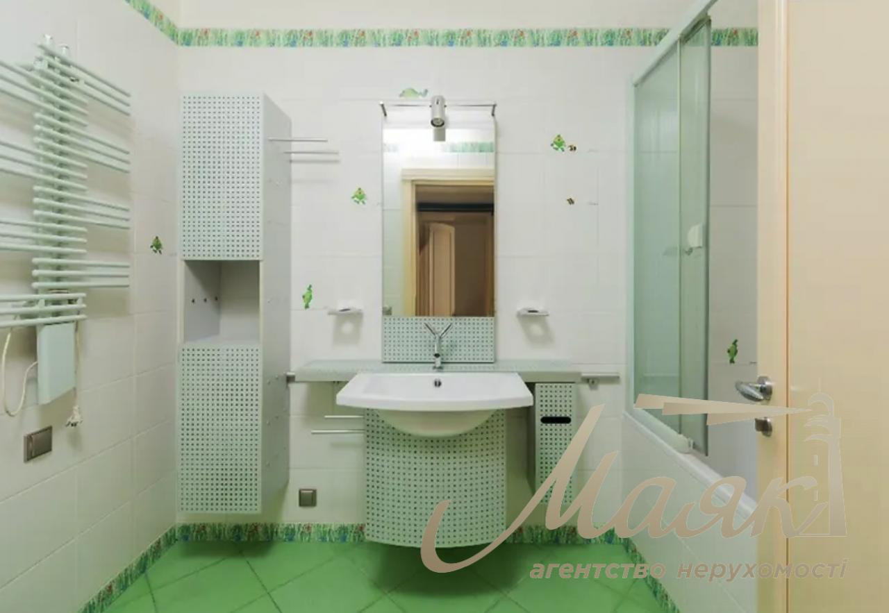 Sale of 4-room apartment Staronavodnitskaya 13 residential complex Volna