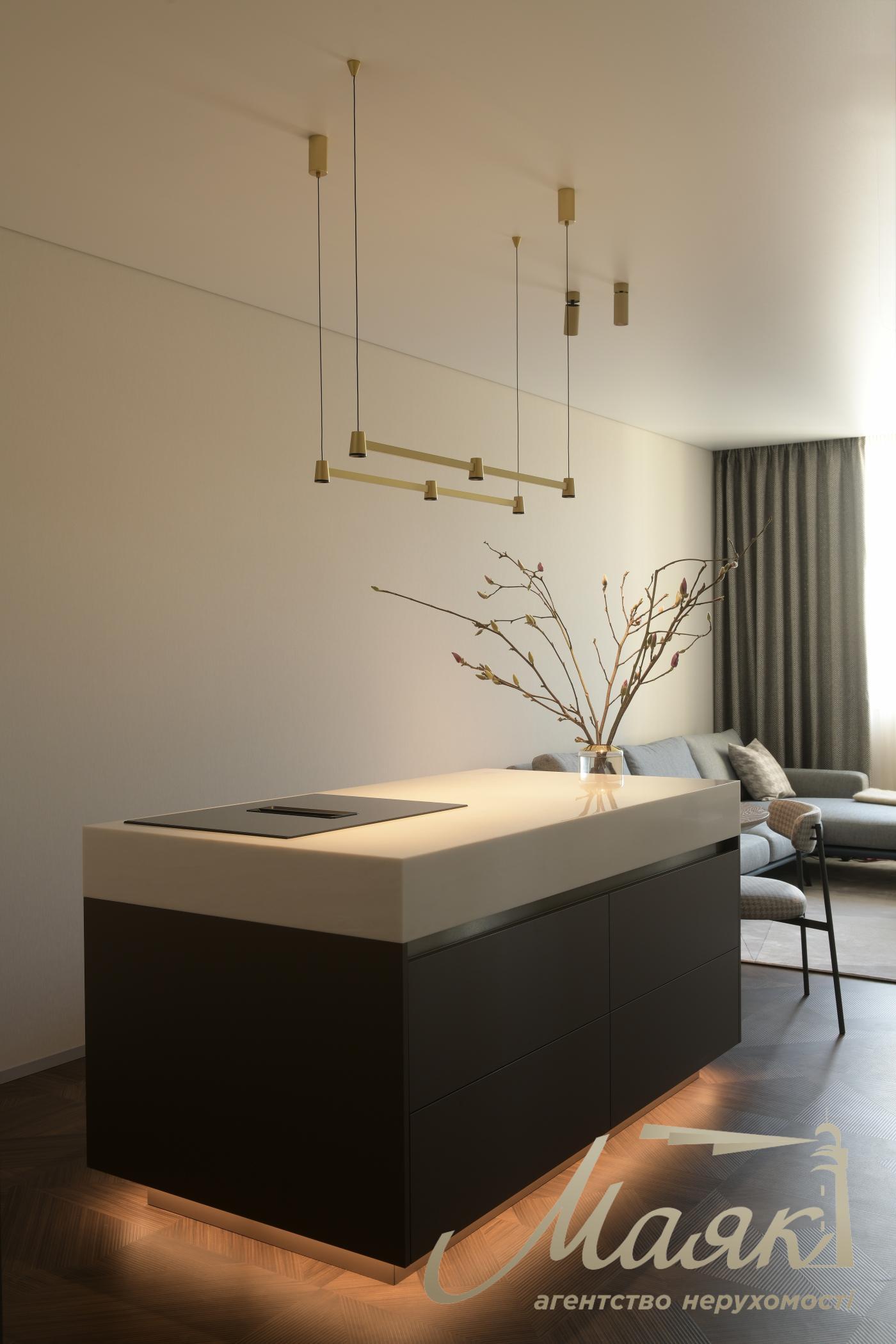 Продаж 2-х кімнатної квартири в ЖК Новопечерська Вежа