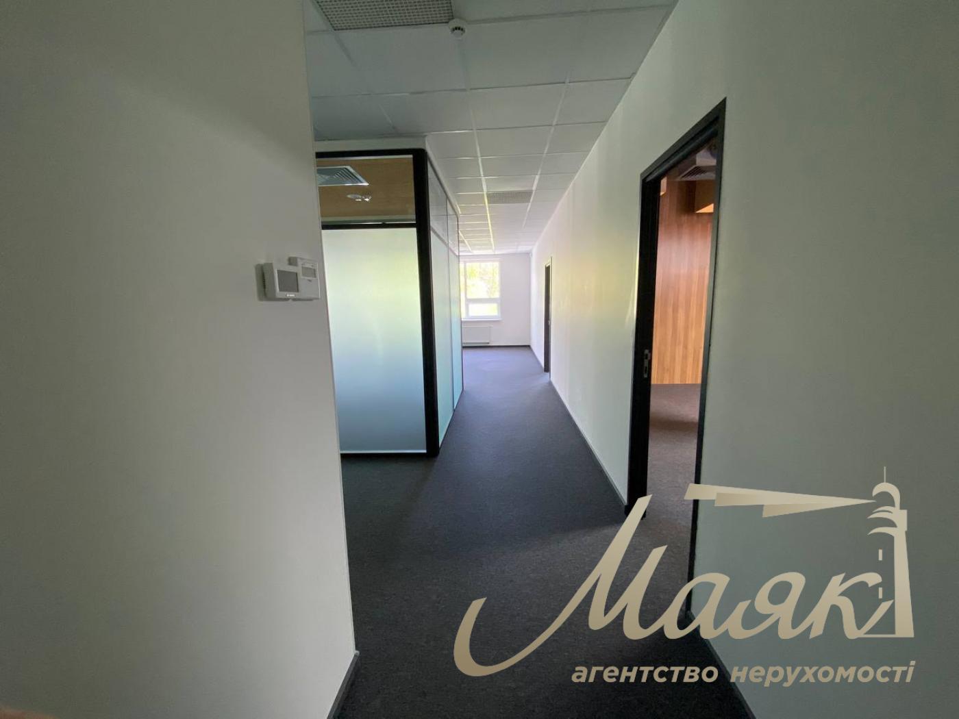 Аренда офиса 648 м2 в БЦ на Дорогожичах, возле метро