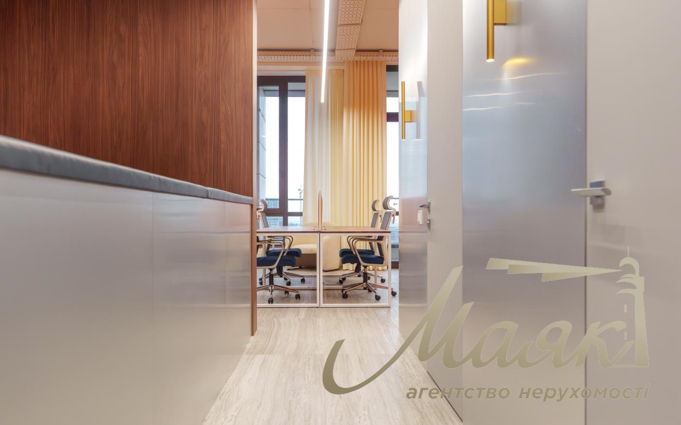 Продаж офісу з терасою ЖК Crystal Park Tower, пр. Перемоги (Берестейський)