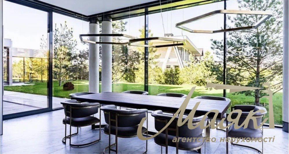 Продажа современного дома в стиле HI TECH в СМТ Козин/Конча заспа