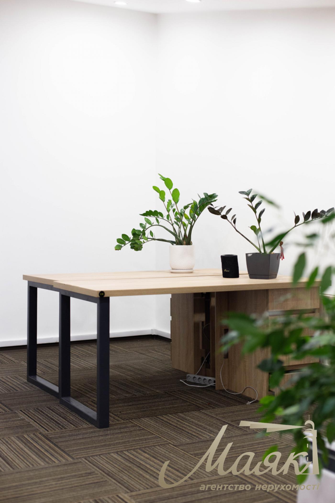 Аренда офиса 232,7 м² в бизнес-центре “Business City”, Шевченковский район, ул. Николая Пимоненко, 13