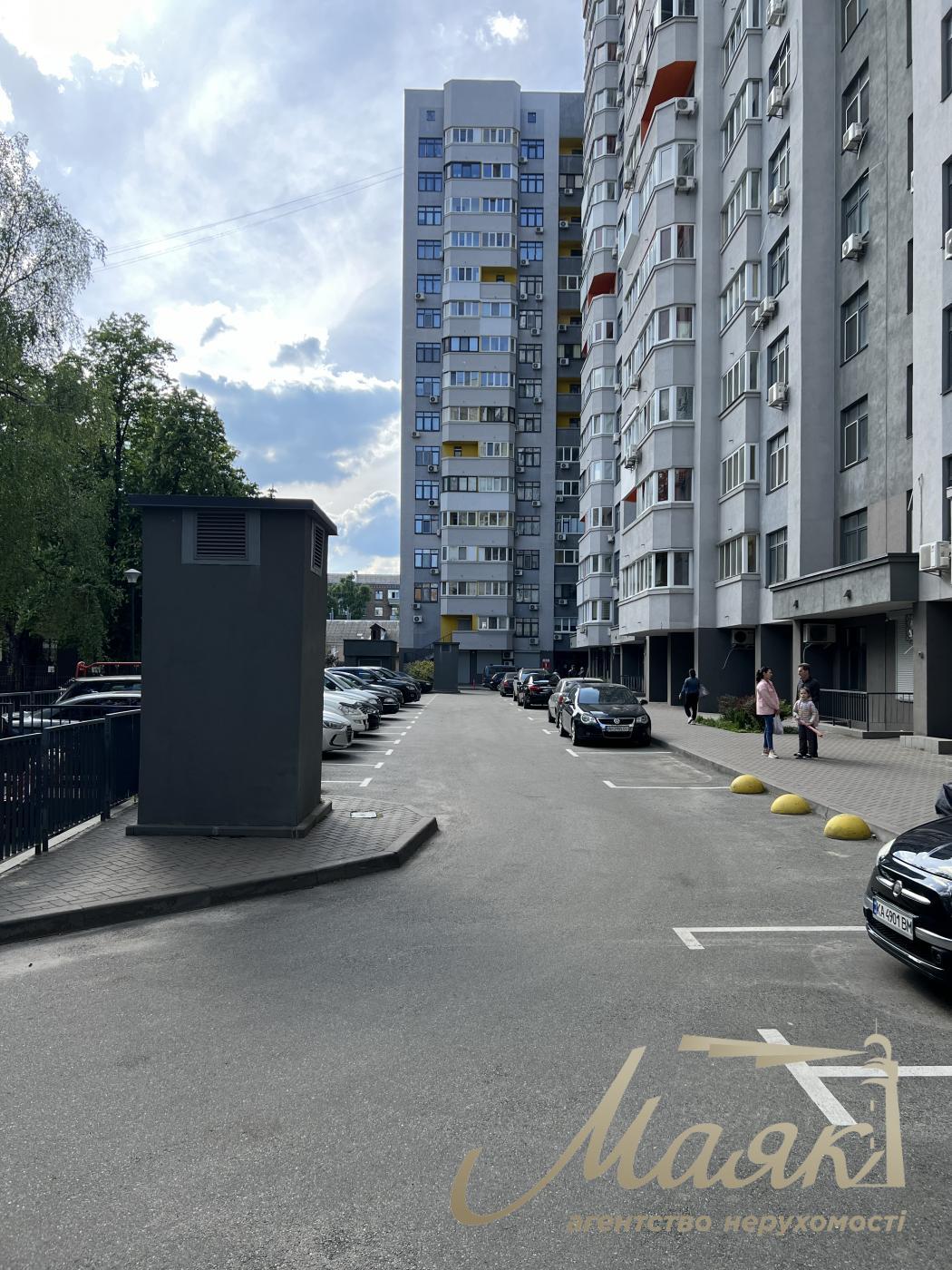 Продаж 1-кімнатної квартири 44м2 ЖК ''Наш дім''