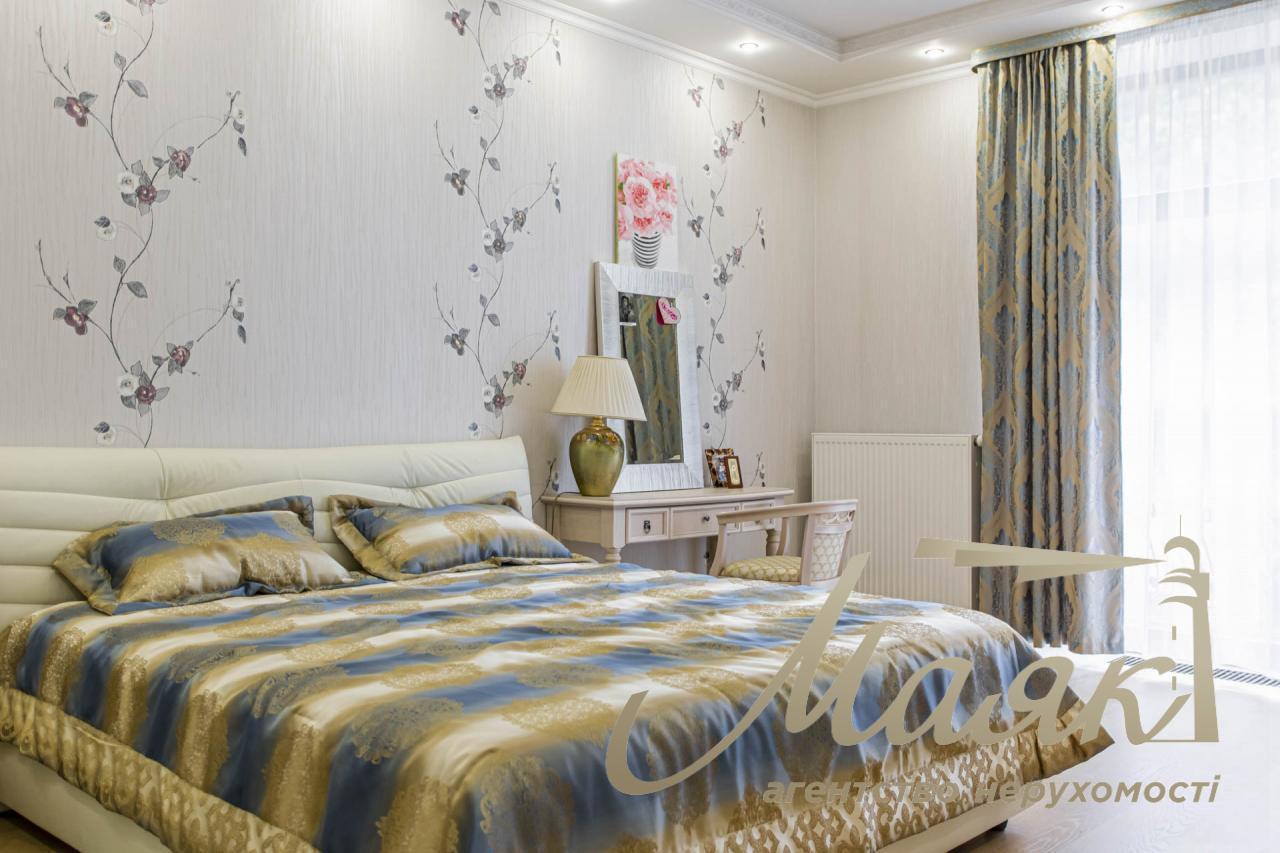 Sale of house 420 m2 in elite KG Solnechnaya Dolina, Romankov