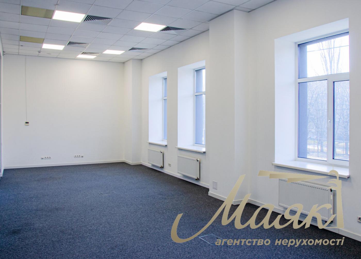 Аренда офиса 552м2 на ул. Елены Телиги 6, Дорогожичи