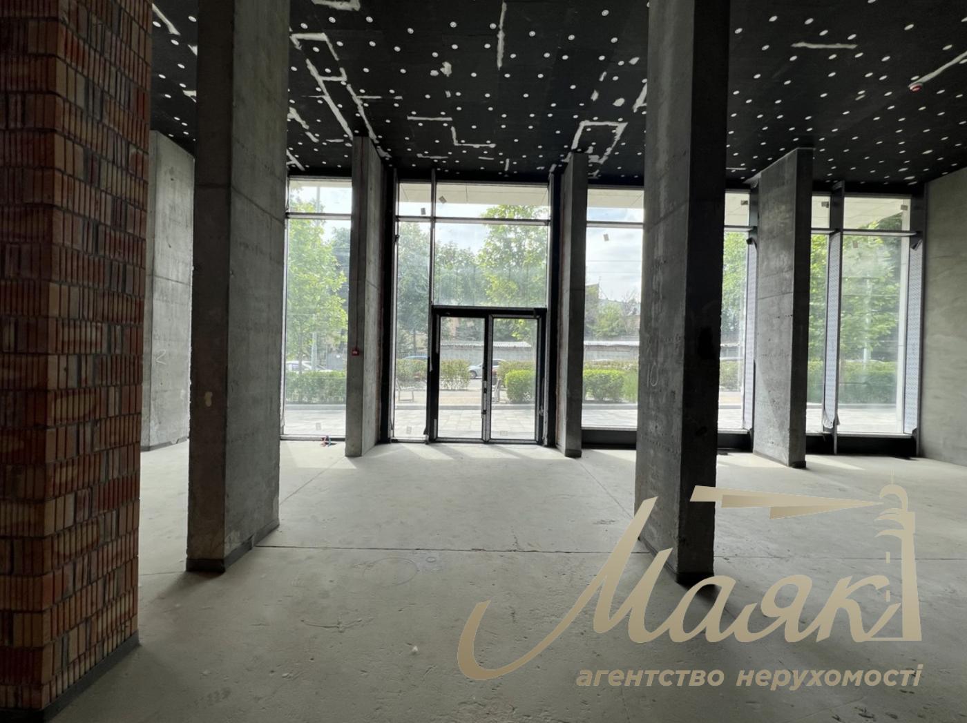 Аренда фасадного помещения 113,3м2 , ЖК UNIT HOME.