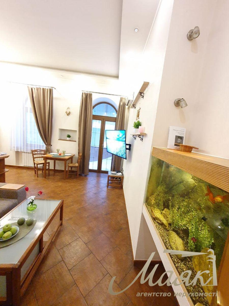 Оренда 2-х кімнатної квартири вул. Еспланадна, Бессарабка