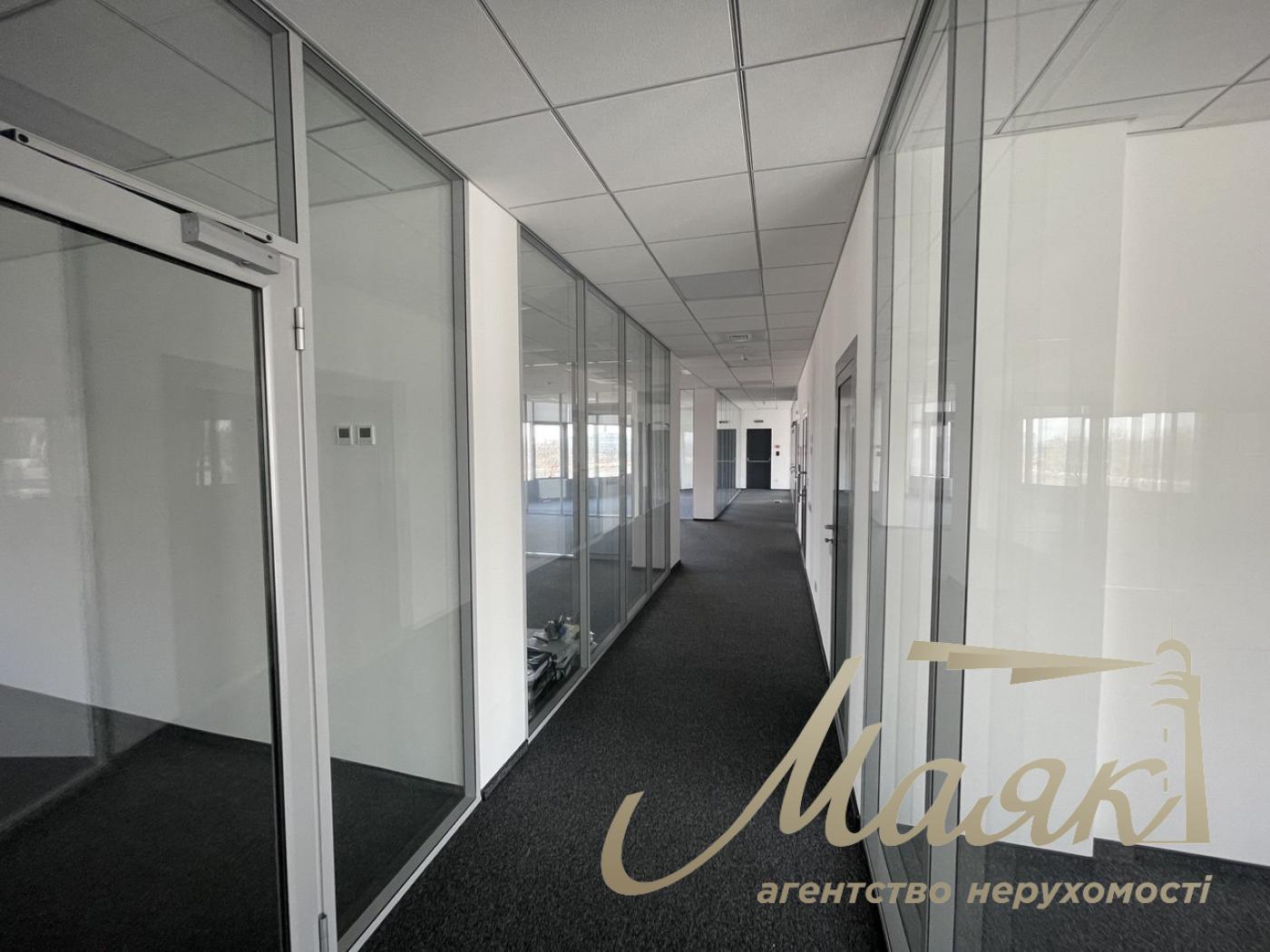 Office rent 280 m2, Boychuk St. 44a, Goloseevsky