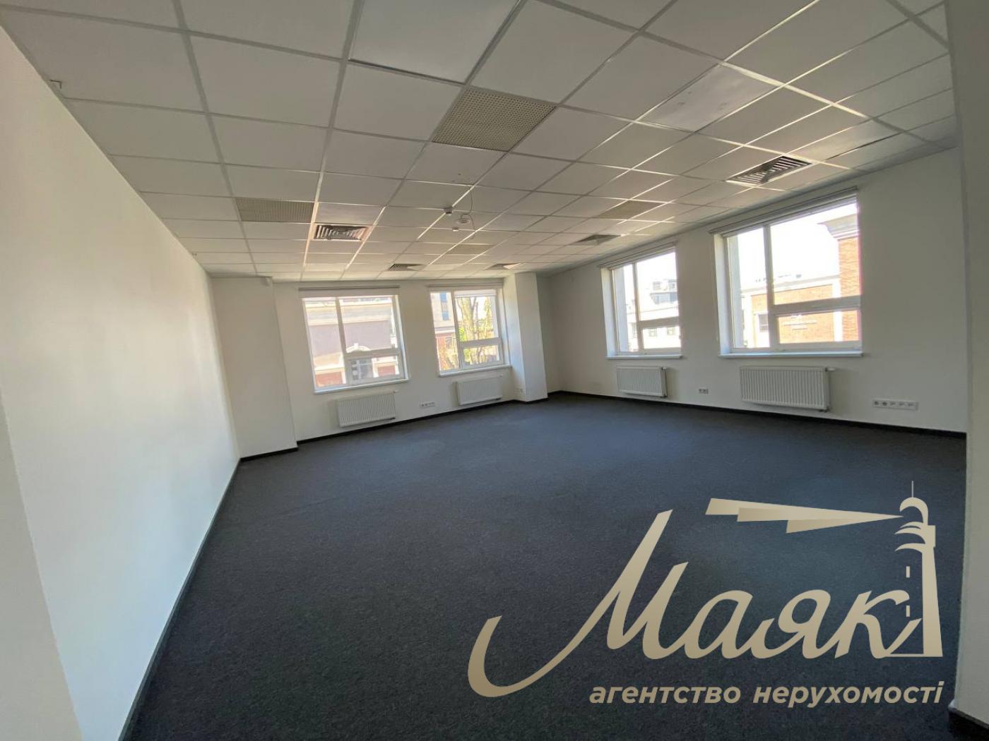 Аренда офиса 648 м2 в БЦ на Дорогожичах, возле метро