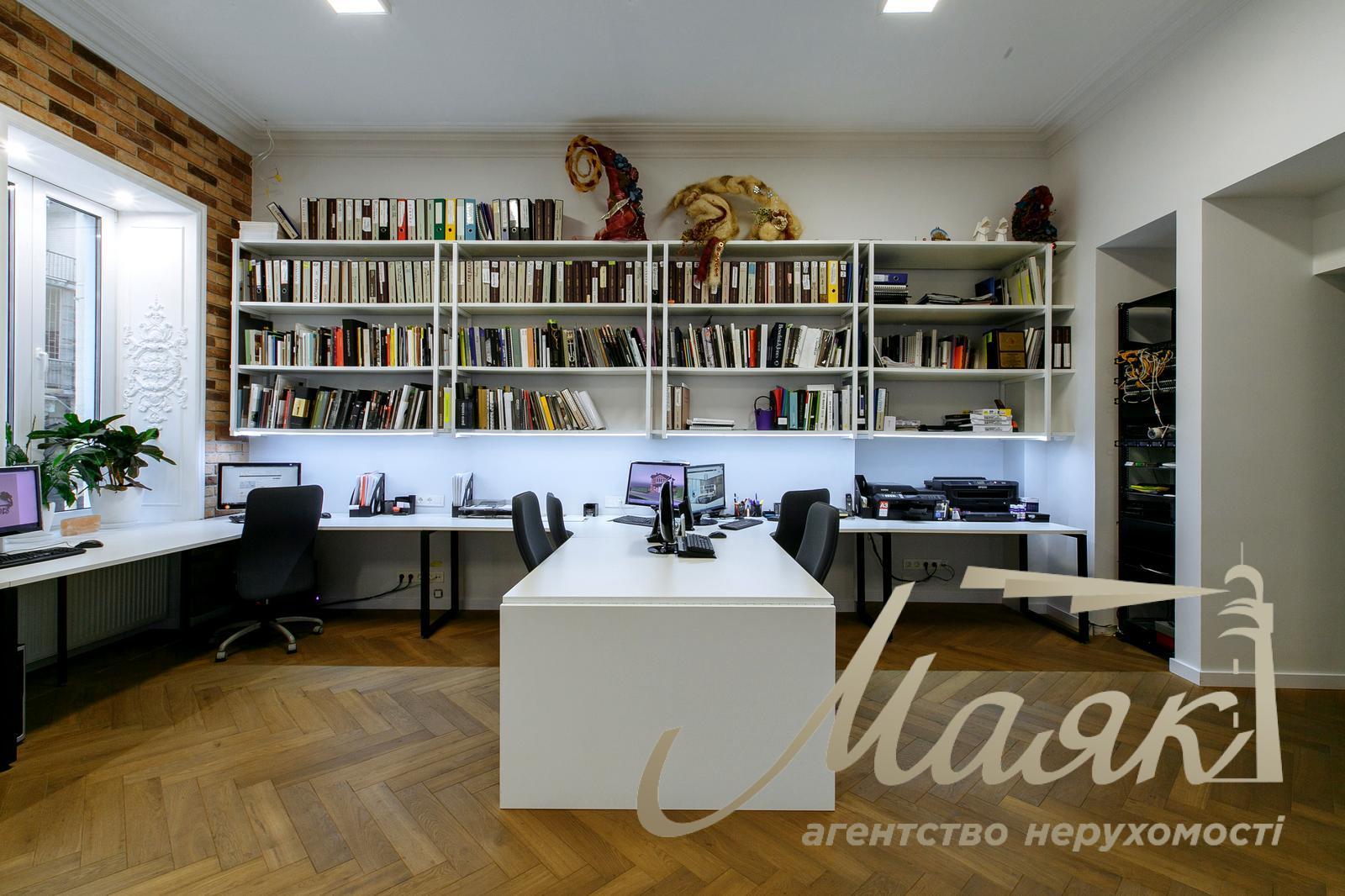 Оренда мебльованого офісу 180 кв.м вул. Шота Руставелі вул., 30-Б