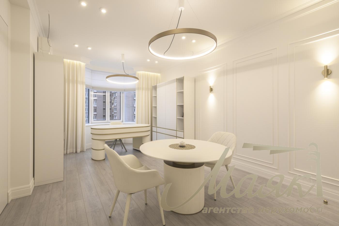 Продаж 3-к квартири 87 м2, вул. Антоновича (Горького), 103, м. Київ