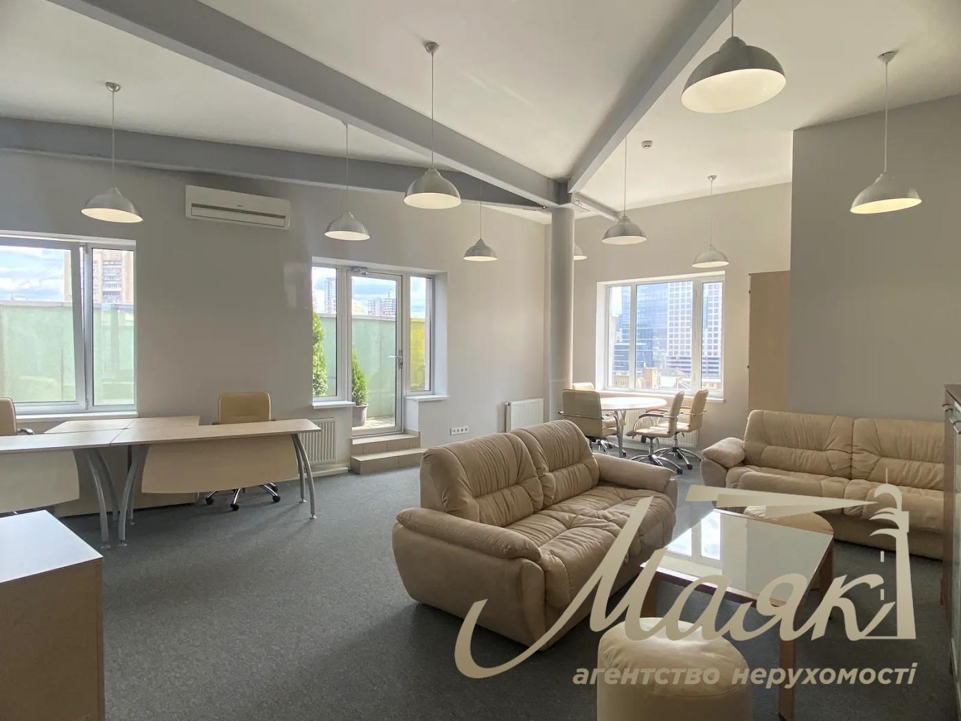 Оренда мебльованого офісу в БЦ вул.Гайдара 58/10, метро Олімпійська.