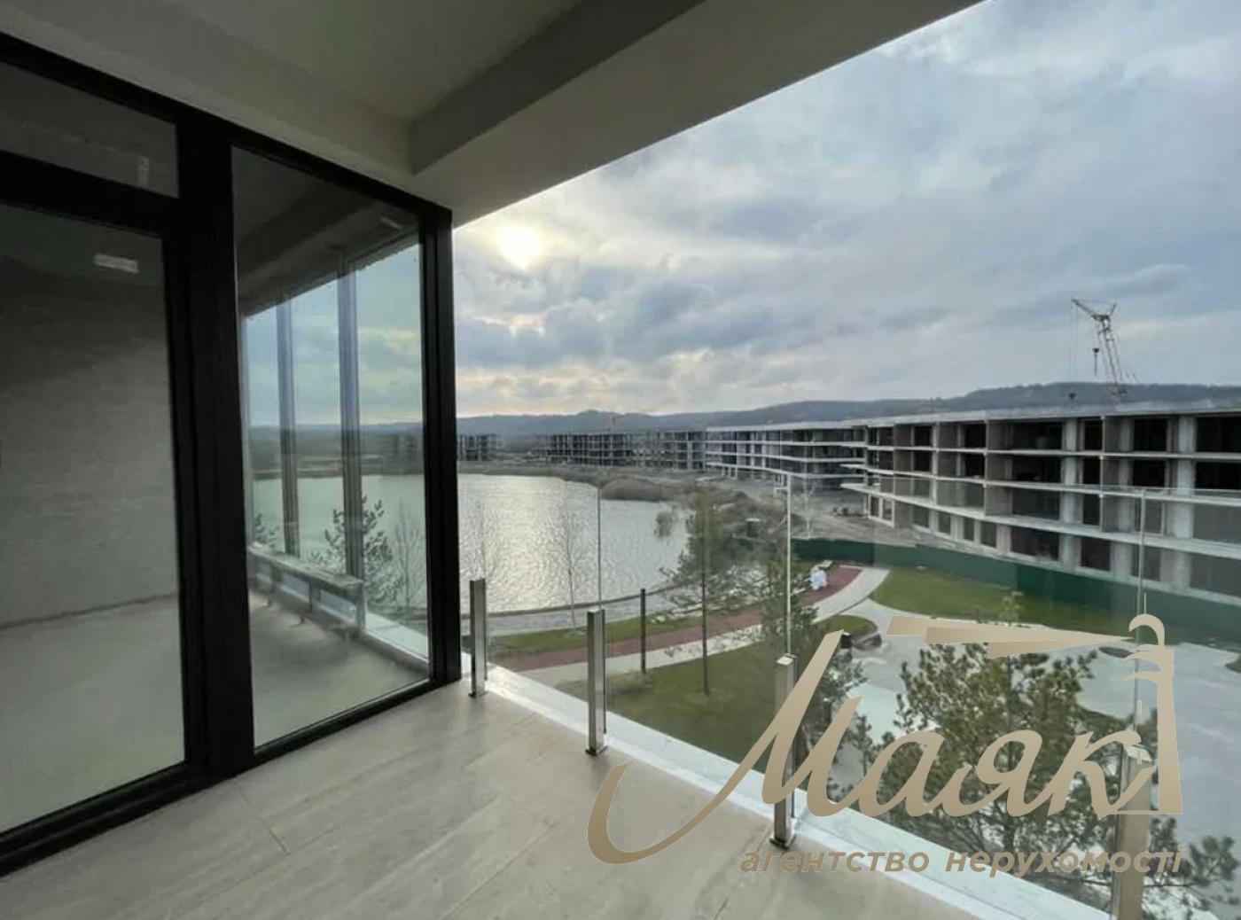 Sale of a 3-room apartment with a view in the Park Lake City residential complex, Podgortsy, Novoobukhovskoye direction.