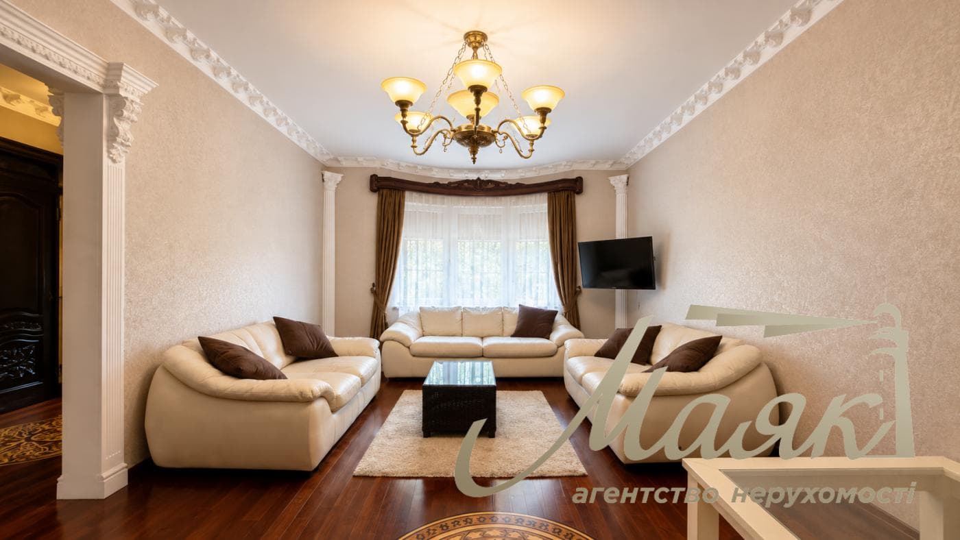 Оренда таунхауса площею 427 м² з видом на Ботанічний сад, Печерський район