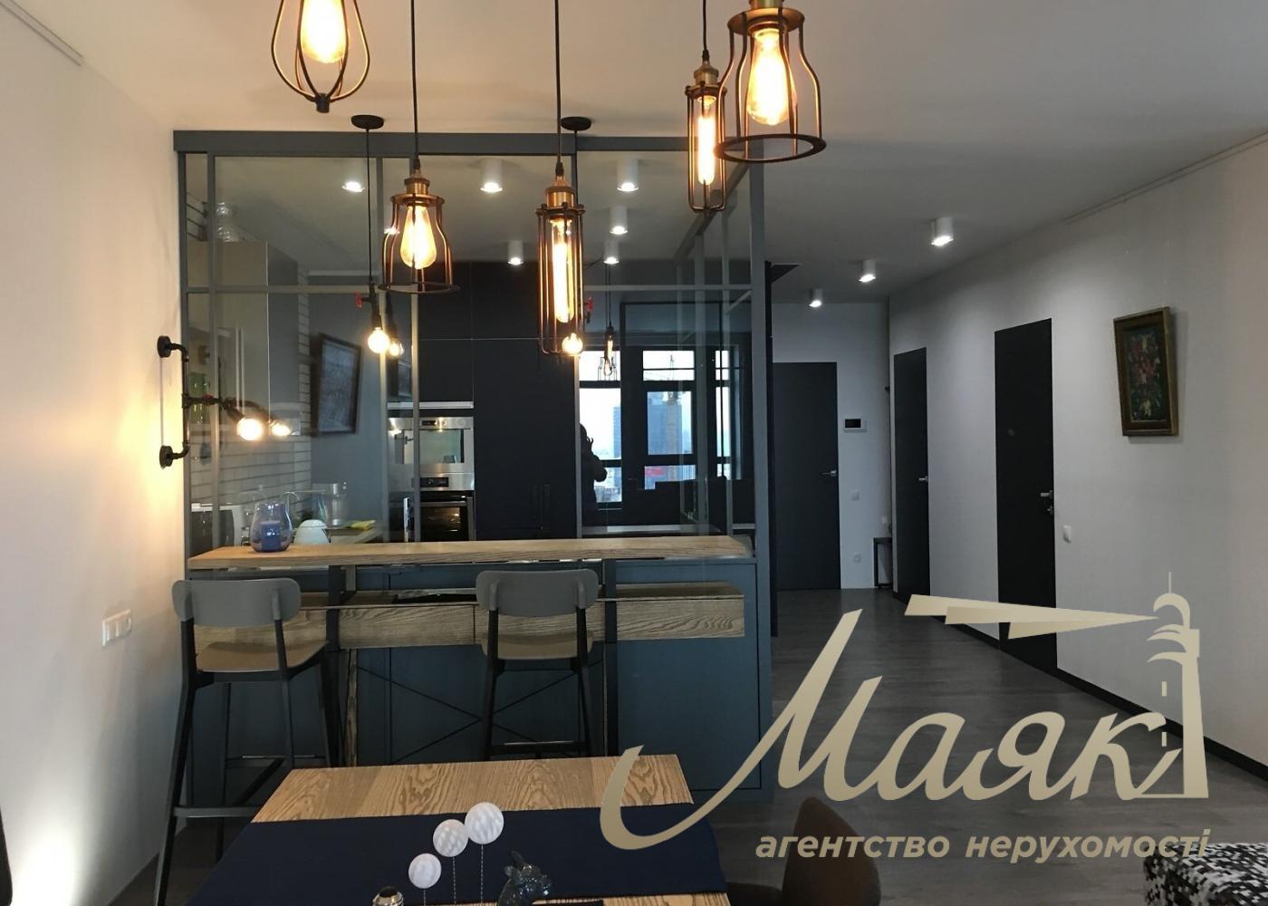 Оренда 1-кімнатної квартири 100м2 ЖК узвіз Кловський 7а Печерський район