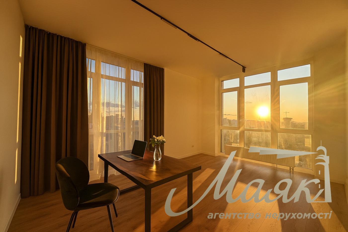 Аренда двухуровневой квартири  120м2 в ЖК " Подвысоцкий" , Печерск, Киев