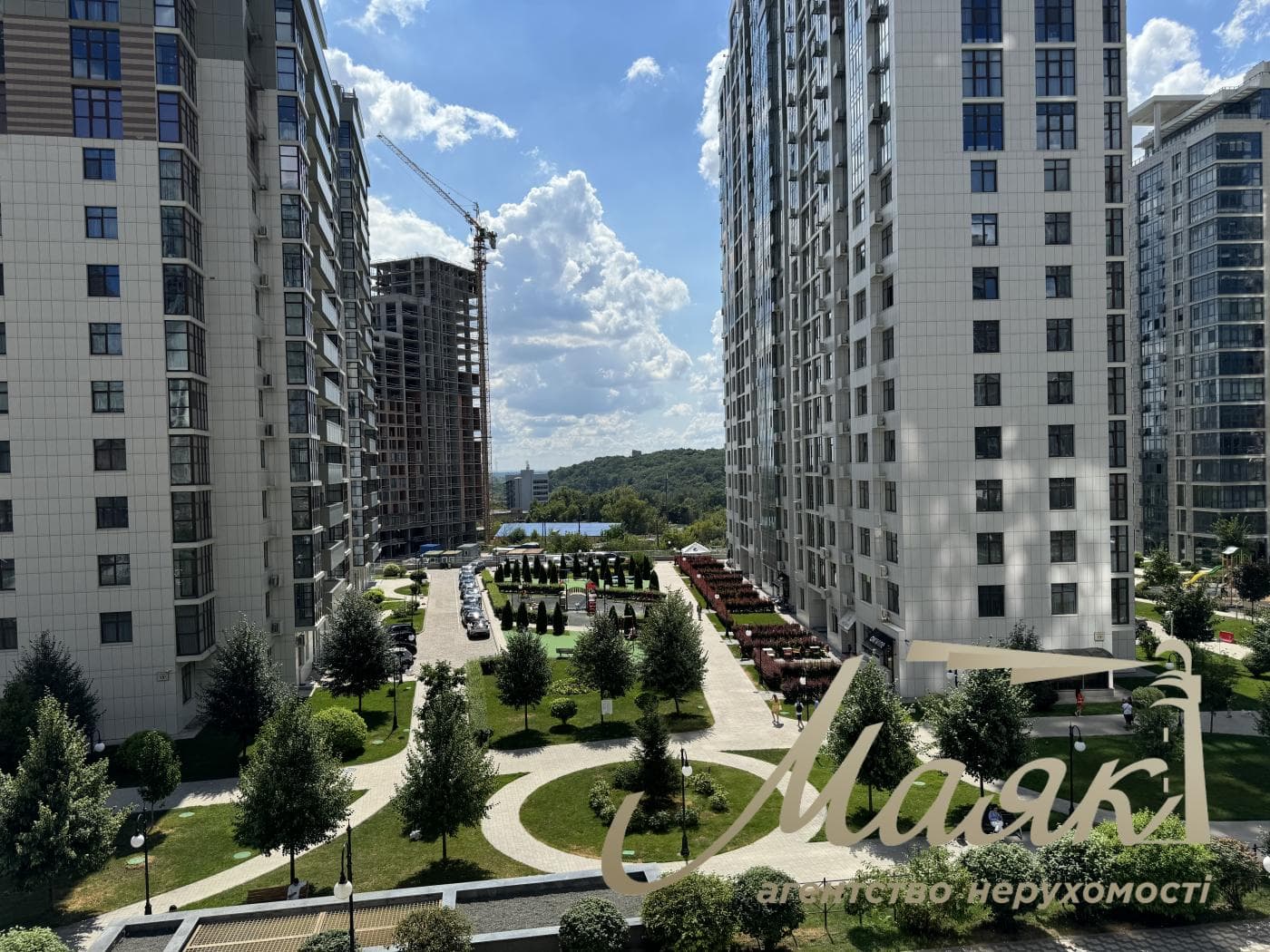 Продажа 3к квартиры 150м2 в ЖК Новопечерские липки, Драгомирова 17, Печерск, Киев
