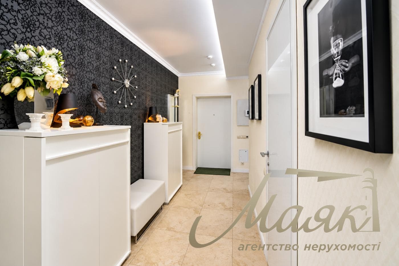 3-Bedroom Apartment for Rent in the Park Avenue Residential Complex, 60 Holosiivskyi Ave.