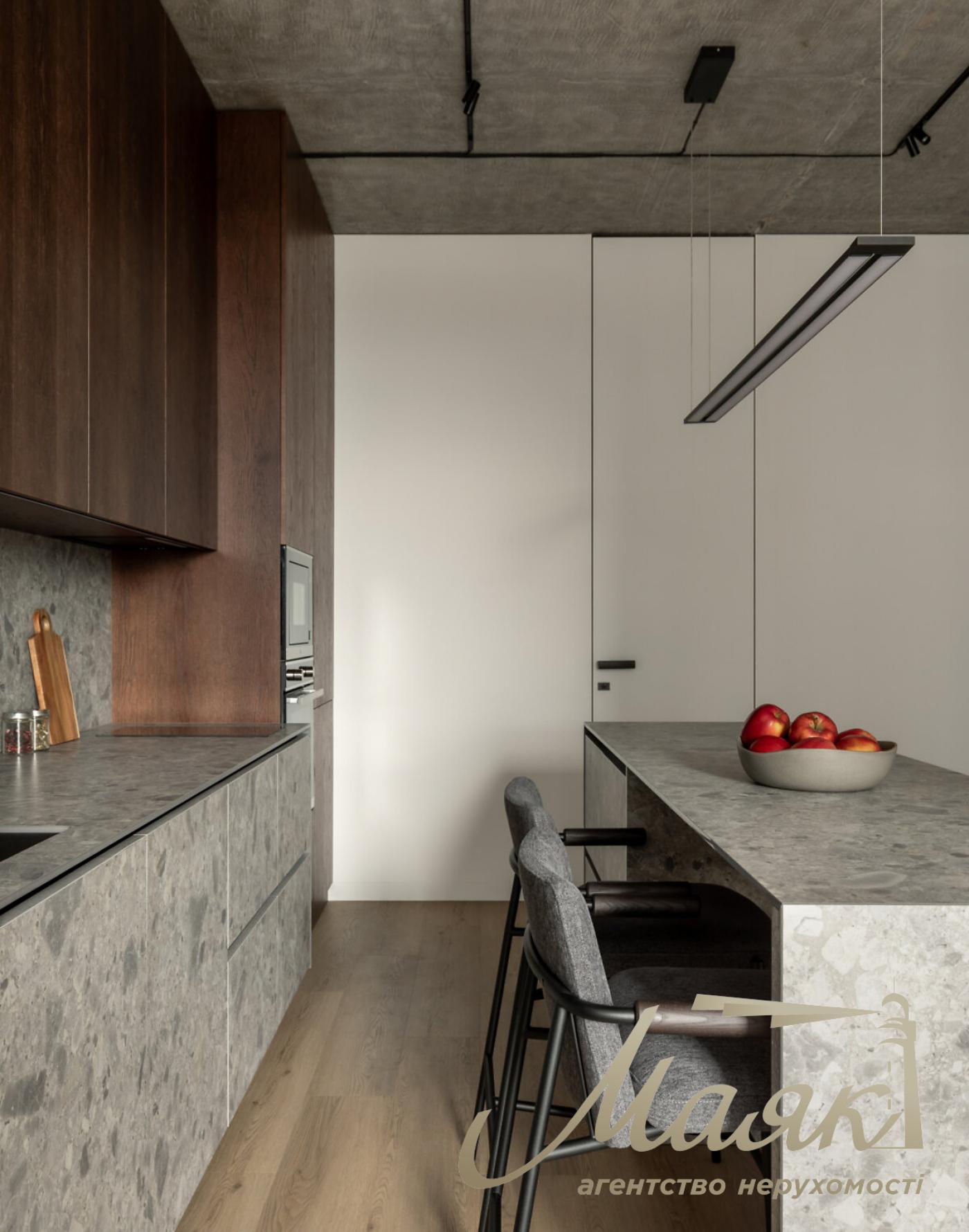 Rent 2-bedroom apartment in LCD TRIIINITY, 64m², Pechersk, Kyiv