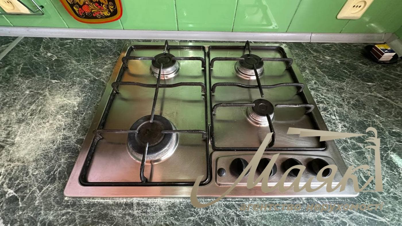 Продажа 3-комнатной квартиры Харьковское шоссе 21/1, Дарницкий район