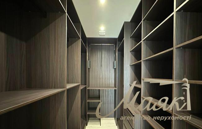 Sale of apartment with view (137m2) Residential complex River Stone, Truskavetskaya st. 10G