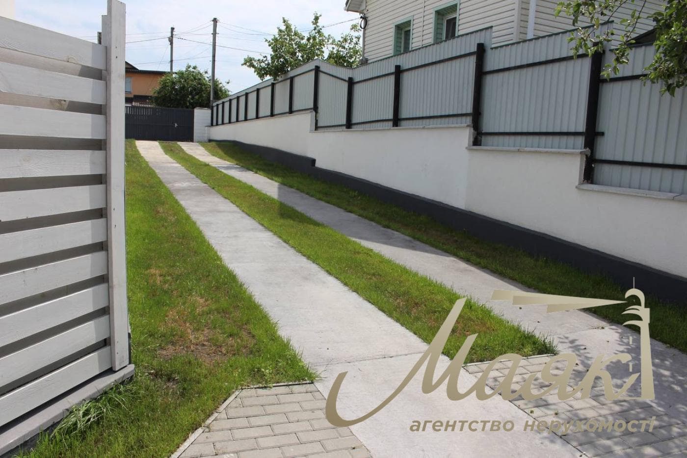 Продаж будинку Нові Петрівці без ремонту 105м2 3 кімнати
